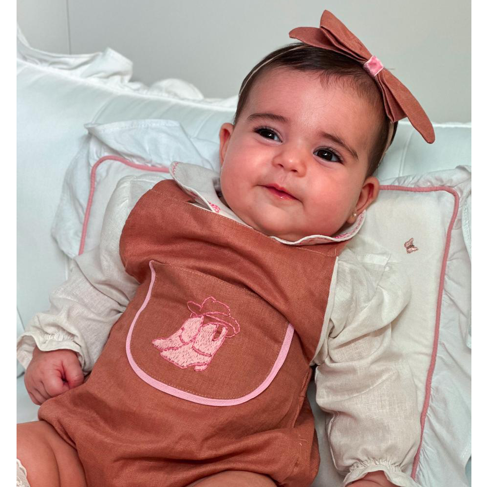 Antonela com 5 meses